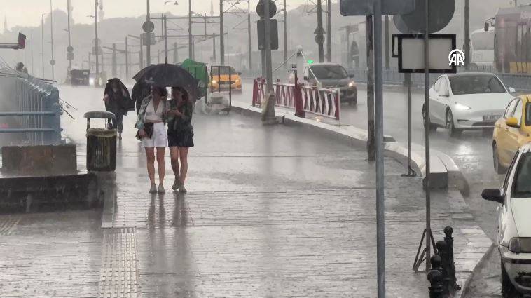 İstanbul'da sağanak Anadolu yakasında etkili oldu 7